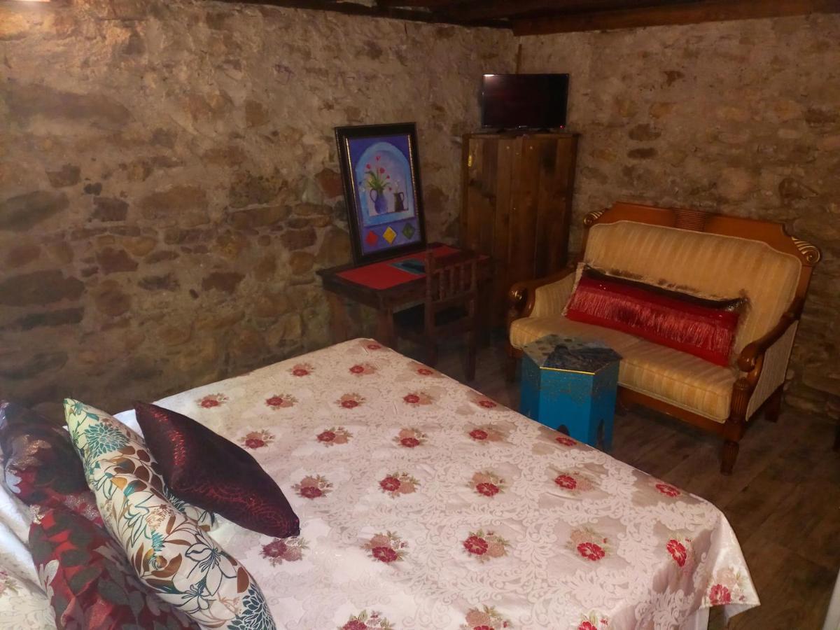Demeter Rose Stonehouse Pansion Apartment Antalya Bagian luar foto
